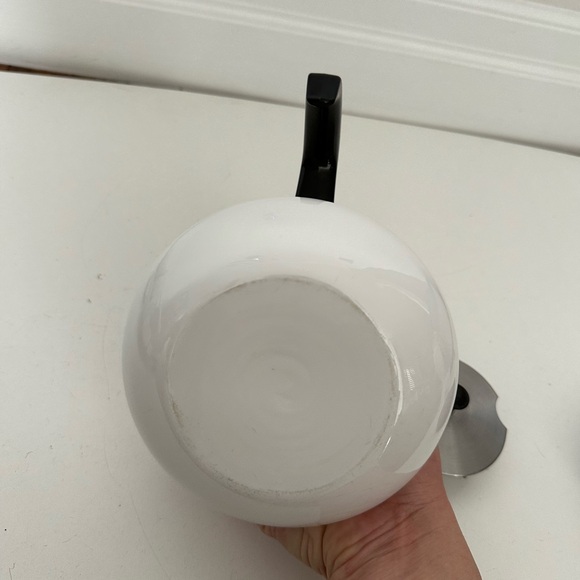 Vintage Corning Ware Blue Cornflower 6 Cup Tea Pot P-104 With Rare Backstamp - Picture 9 of 10